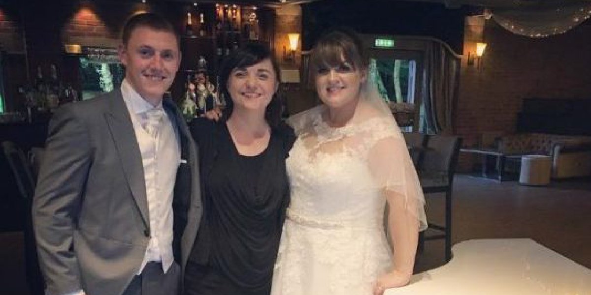 Liz Hendry Wedding Pianist - Live Piano Ltd - Bartle Hall